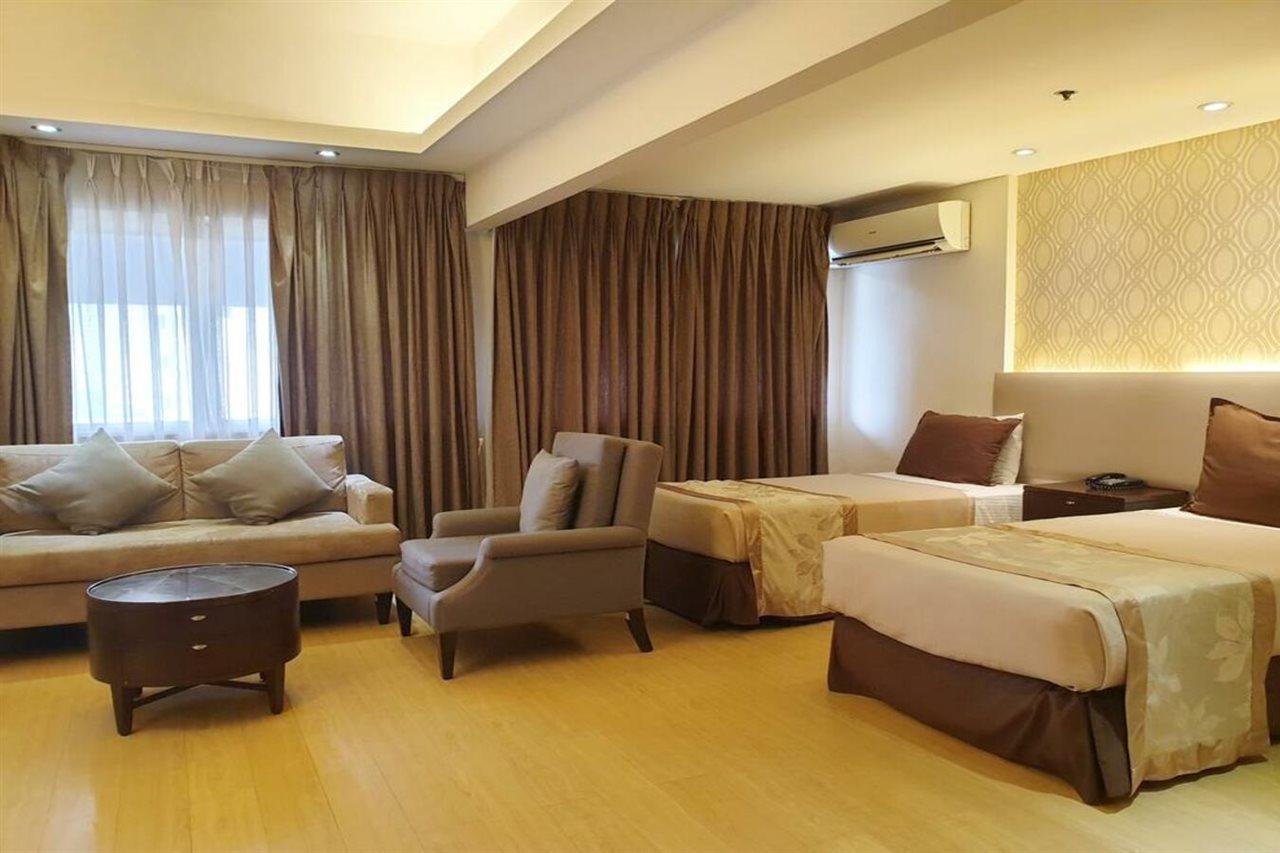 Imperial Palace Suites Quezón by Eksteriør bilde