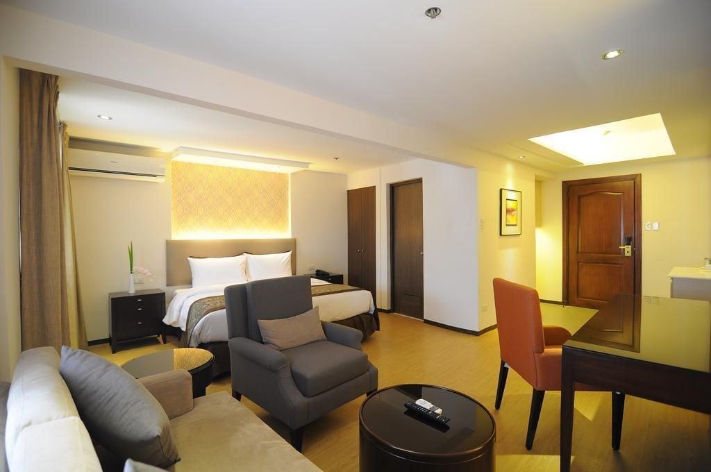 Imperial Palace Suites Quezón by Eksteriør bilde