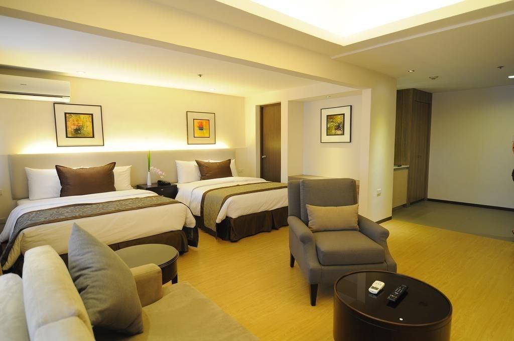 Imperial Palace Suites Quezón by Eksteriør bilde