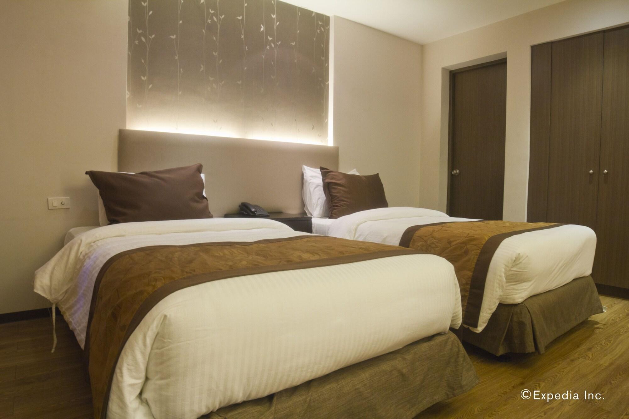 Imperial Palace Suites Quezón by Eksteriør bilde