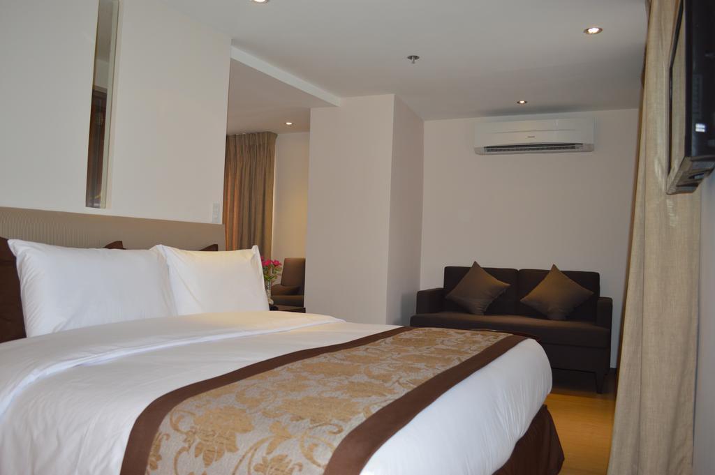 Imperial Palace Suites Quezón by Eksteriør bilde