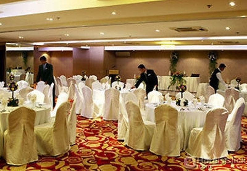 Imperial Palace Suites Quezón by Eksteriør bilde
