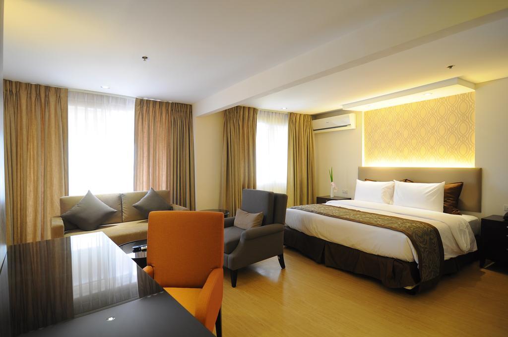 Imperial Palace Suites Quezón by Eksteriør bilde