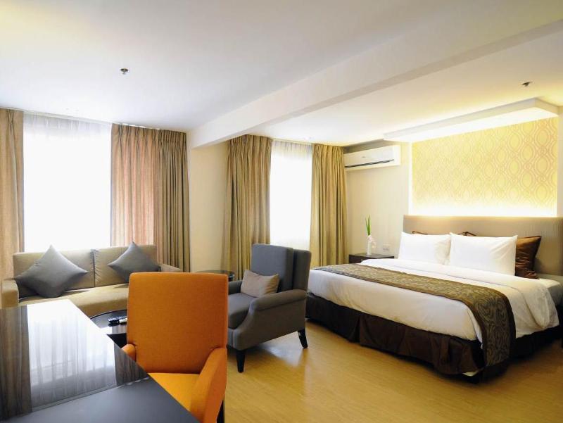 Imperial Palace Suites Quezón by Eksteriør bilde