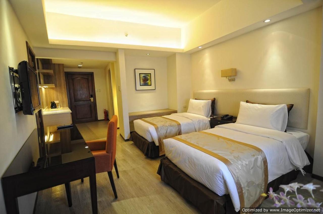 Imperial Palace Suites Quezón by Eksteriør bilde